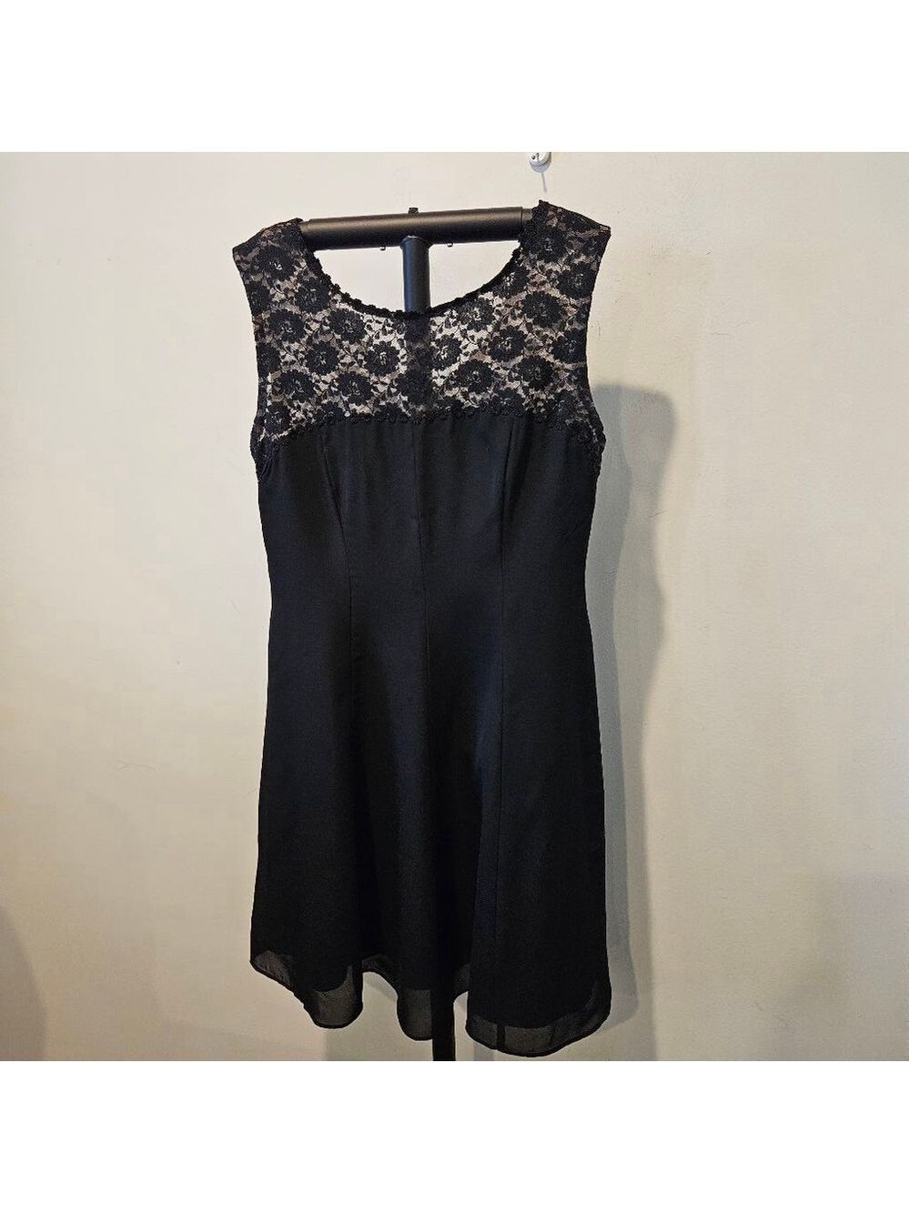 Women's Habits Dress Black with Lace Trim, Size 8 or 10, See Measurements